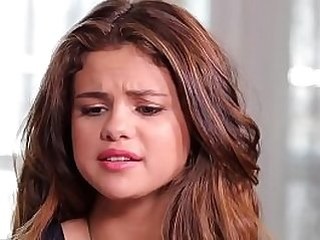 Selena Gomez Masturbating