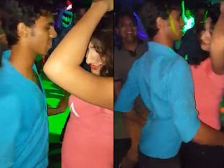 Desi doll gets dirtied up in a Gurgaon club