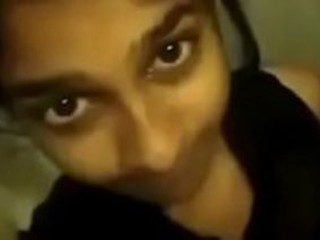 19-year-old Gujarati girl flashes off her nude  in a cam selfie