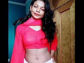 College ultra-cutie Sumpi taunts with her softcore belly button