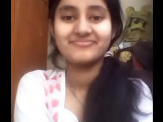 Indian teen female masturbates and cums on camera