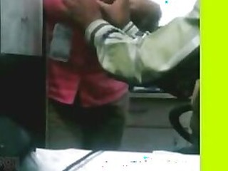 Indian MMC gigs in which the manager takes advantage of workers in the office