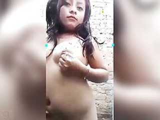 Naughty female Desi shows her naked hotty on camera