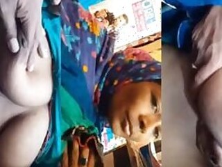 Mature Desi XXX aunt-in-law flashes her phat hooters to the shop proprietor