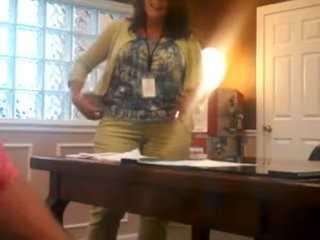 Hidden camera seizes real office Blowage in act