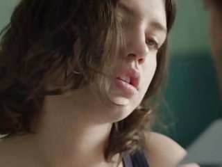 Adele Exarchopoulos's sexy garments in 2016