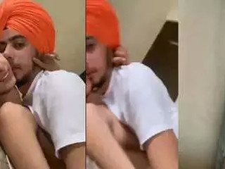 Very first time sex with a slender gal who enjoys to be predominated