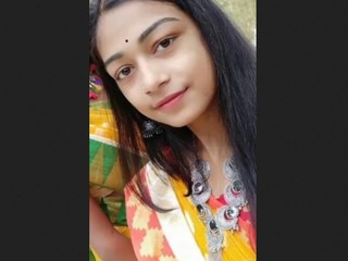 Assamese girl's vulva gets  in a super-fucking-hot vid
