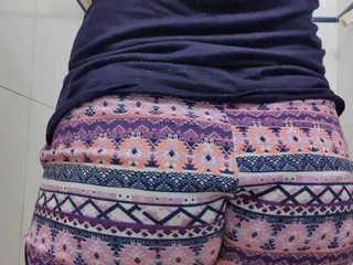 Punjabi wifey flaunts her ample butt and forms in the shower