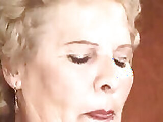 Hottie cant keep her agent from snuffling