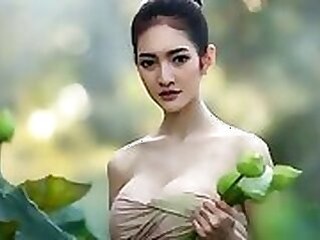 Britney Whites Double penetration in Thai House