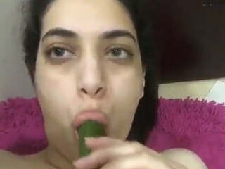 Pakistani dame practices anal onanism and climax