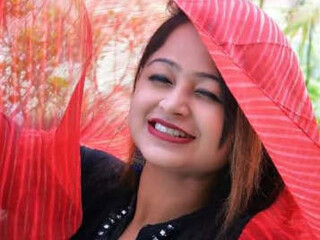Abhilekha Das, a super-fucking-hot Guahati girl and model, starlets in a super-steamy vid