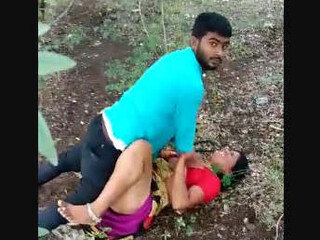 Desi Randi  outdoor intercourse in public