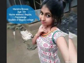 Super hot Latina teenage sends MMS of her sexual activities