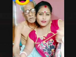 Desi bhabhi on TikTok likes intimate moments with older