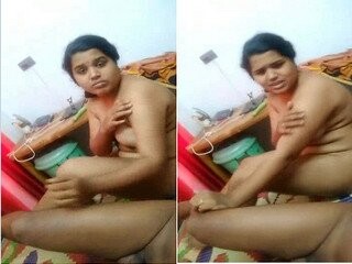 Tamil Bhabhi's individual bare photoshoot