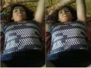 Indian dame Sasha gets hurt while getting pounded