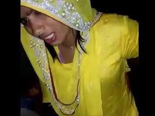 Local hotty rails cock for cash in rural India