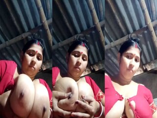 Sensuous wifey flaunts her meaty breasts in a uncovering movie